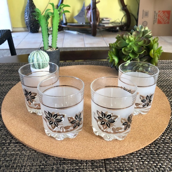 Mid Century Frosted Cocktail Glass Set - Picture 2 of 5